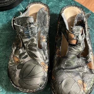 Algeria shoes size 36